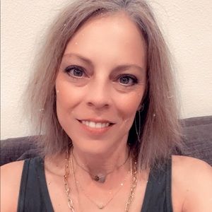 Meet your Posher, Tera